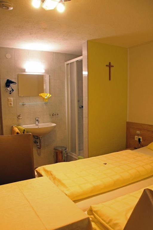 Двухместный (Двухместный номер с 1 кроватью и общим туалетом) гостевого дома Haus Waldheim, Санкт-Леонхард-им-Пицталь
