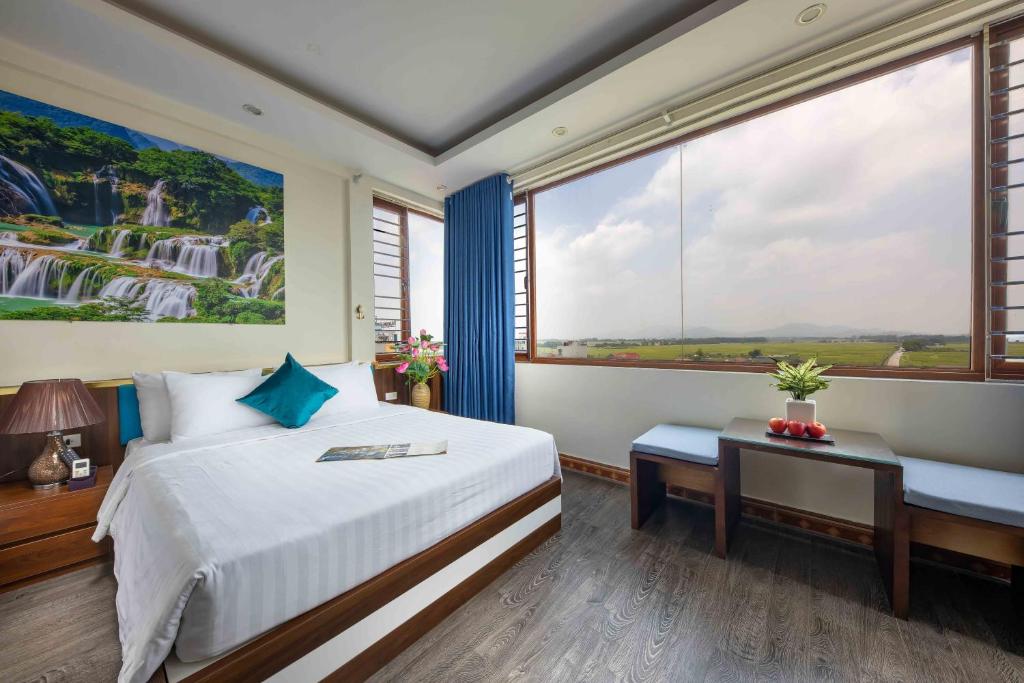 Двухместный (Двухместный номер Делюкс с 1 кроватью) отеля Viet Village Hotel & Travel, Ханой