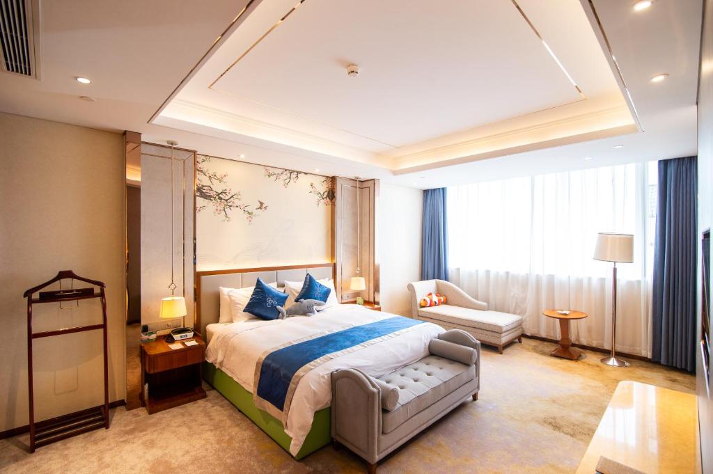 Сьюит (Parent child suite), Jinling Shihu Garden Hotel