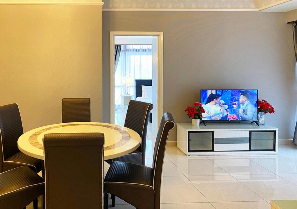 Сьюит (2-bedroom Family King Suite (with Late Checkout)), Eastern Suites @ Times Square KL