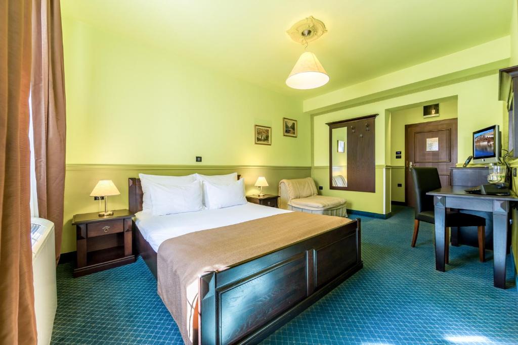 Двухместный (Двухместный номер с 1 кроватью или 2 отдельными кроватями) отеля Hotel Bitoraj, Фужине