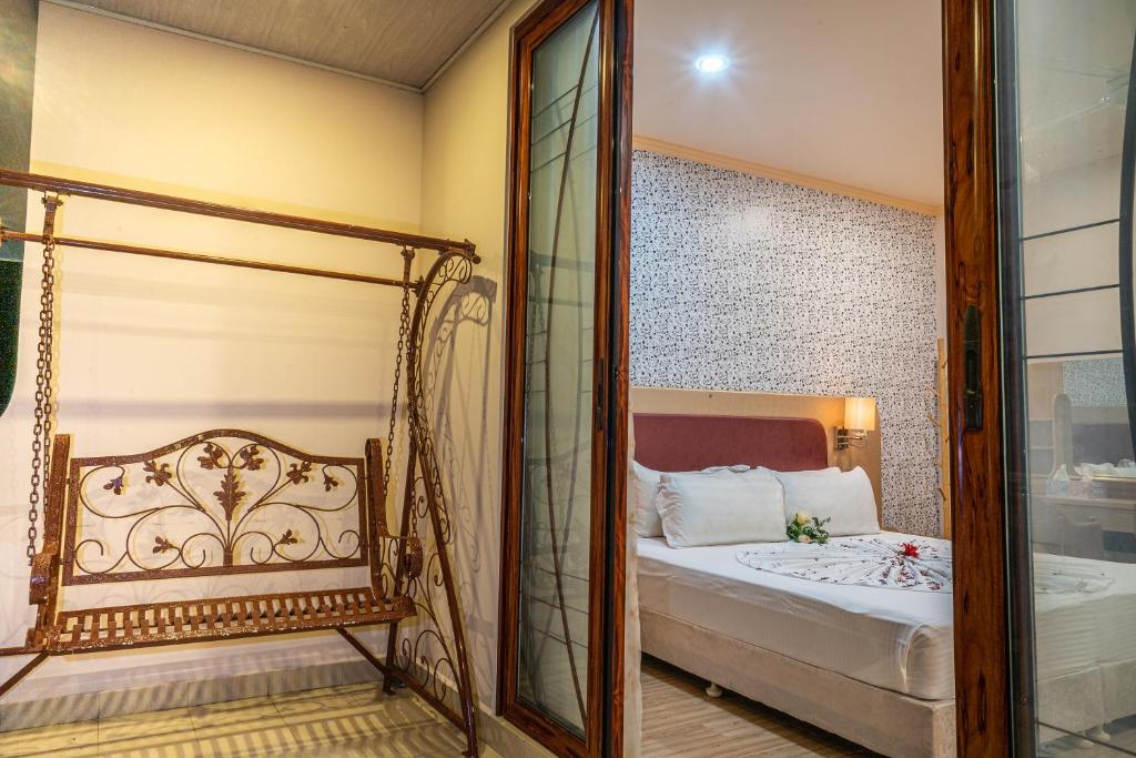 Двухместный (Двухместный номер Делюкс с 1 кроватью или 2 отдельными кроватями и видом на море) гостевого дома Sunrise Beach, Маафуши