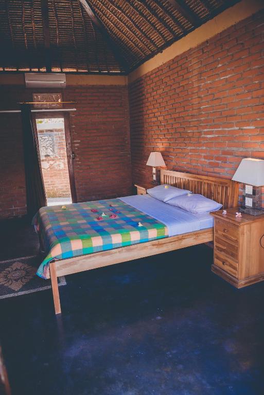 Двухместный (Стандартный двухместный номер с 1 кроватью или 2 отдельными кроватями) гостевого дома Satria Bungalow, Улувату