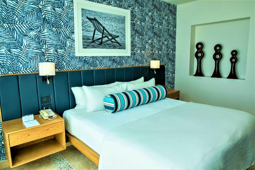 Апартаменты (Представительский люкс с 1 спальней) отеля Cabo Villas Beach Resort & Spa, Кабо-Сан-Лукас
