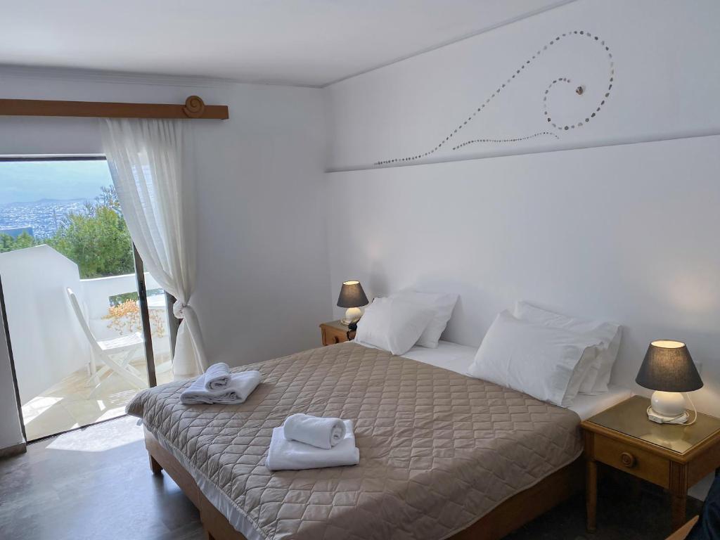 Двухместный (Двухместный номер с 1 кроватью и балконом, вид на море) отеля Aeolos Bay Tinos, Тинос