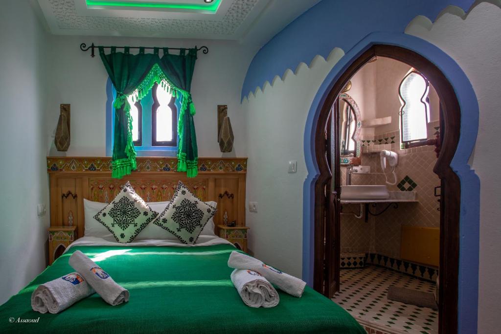 Двухместный (Стандартный двухместный номер с 1 кроватью) отеля Hotel Dar Mounir, Шефшауэн