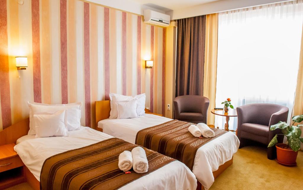Двухместный (Двухместный номер с 2 отдельными кроватями) отеля Hotel Class Hermannstadt, Сибиу
