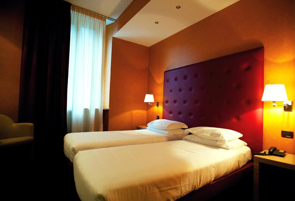 Двухместный (Классический двухместный номер с 2 отдельными кроватями) отеля Best Western Hotel Piemontese, Бергамо