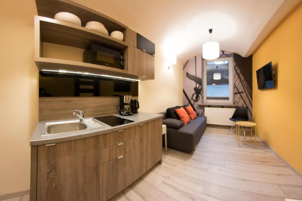 Студио (Studio Apartment - Mickiewicza Street), Yourplace Central Apartments