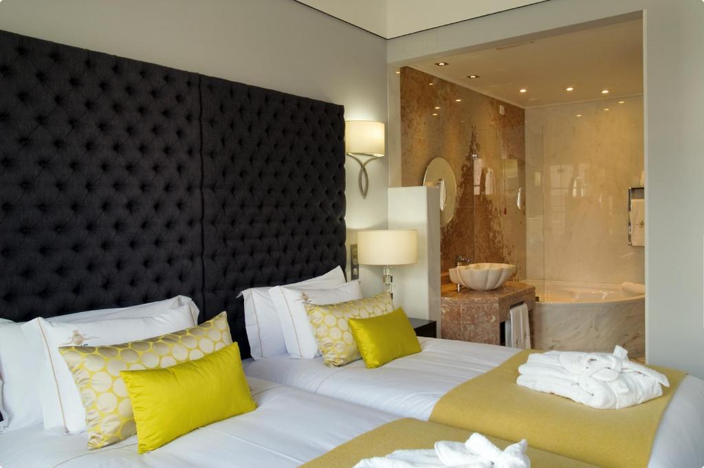 Двухместный (Классический двухместный номер с 1 кроватью или 2 отдельными кроватями) отеля Alentejo Marmòris Hotel & Spa, a Small Luxury Hotel of the World, Эшпинью