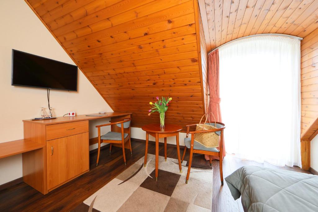 Двухместный (Двухместный номер с 1 кроватью - Мансарда) гостевого дома Balazs Villa, Балатонфюред