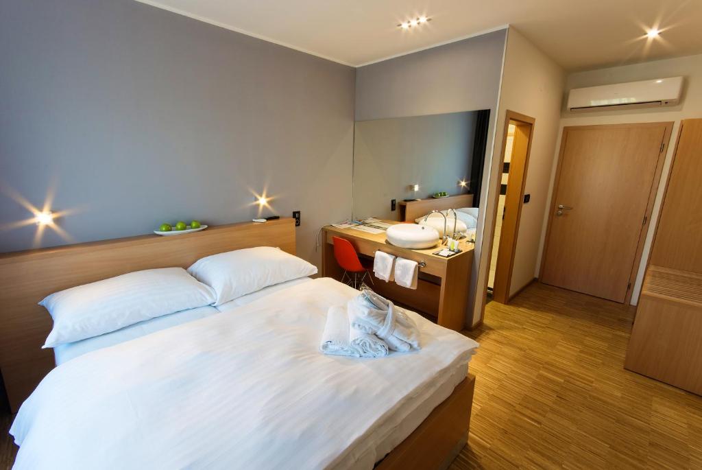 Двухместный (Стандартный двухместный номер с 1 кроватью) отеля Blue Orange Resort, Прага