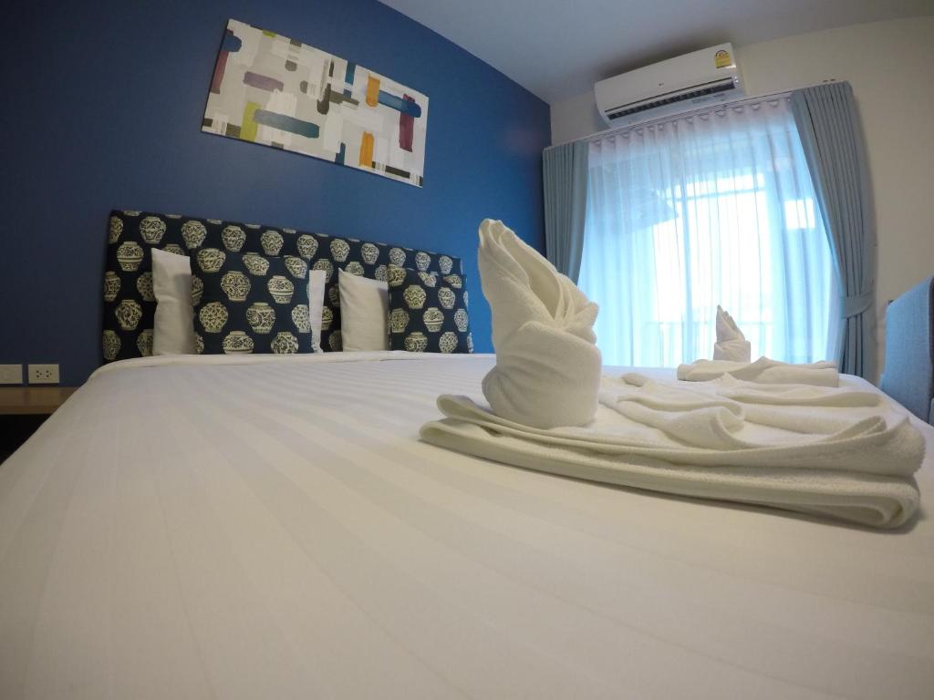 Двухместный (Двухместный номер Делюкс с 2 отдельными кроватями) отеля Shyne Place, Пхукет