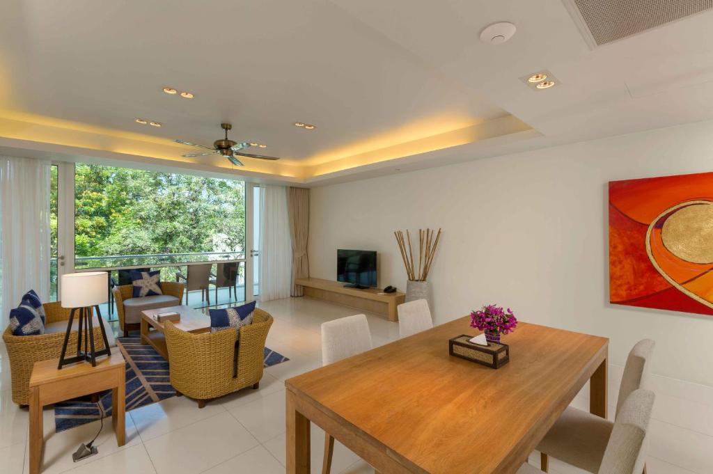 Сьюит (LB2B: Люкс Residence с 2 спальнями и балконом), Курортный отель Grand West Sands Resort & Villas Phuket