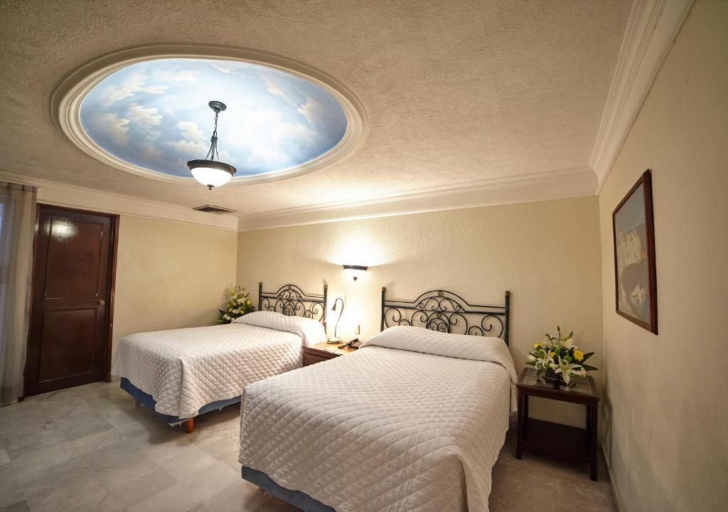 Двухместный (Двухместный номер с 2 двуспальными кроватями) отеля Hotel Francis Drake, Кампече