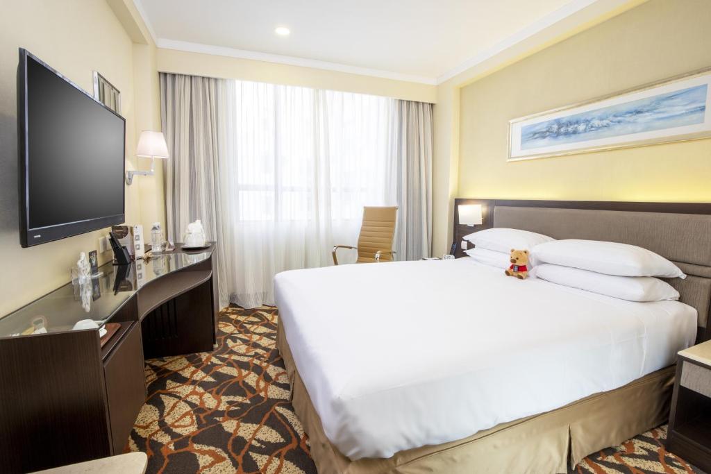 Двухместный (Стандартный номер с кроватью размера «queen-size» или 2 отдельными кроватями) отеля Metropark Hotel Kowloon, Гонконг (город)