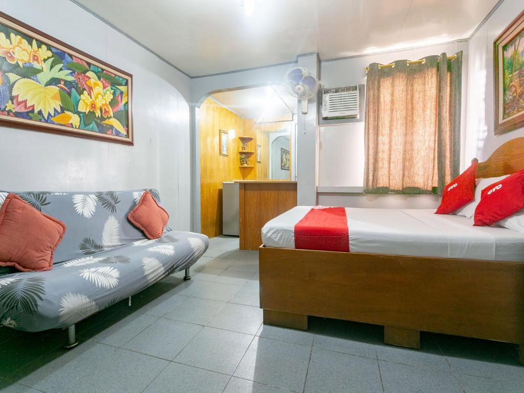 Двухместный (Улучшенный двухместный номер с 1 кроватью) отеля Aussie Slouch Hat Inn and Pub, Манила