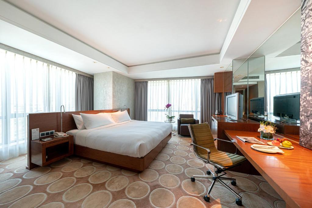 Двухместный (Двухместный номер «Премьер» с 1 кроватью) отеля The Eton Hotel Shanghai, Шанхай