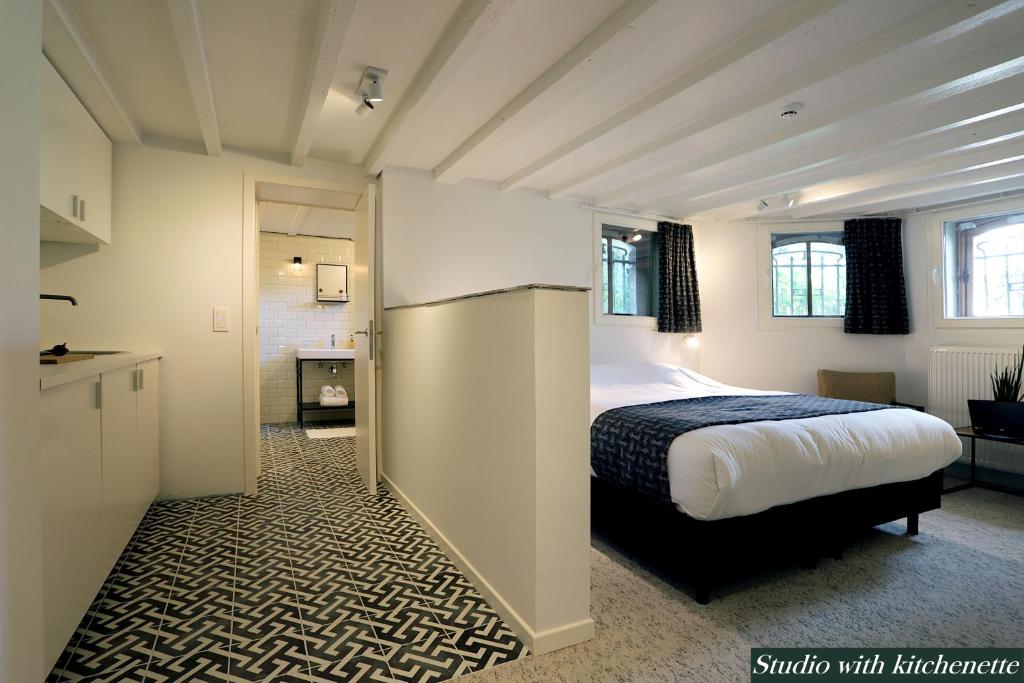 Студио (Номер-студио с кроватью размера «king-size») отеля Hotel Shamon, Брюгге
