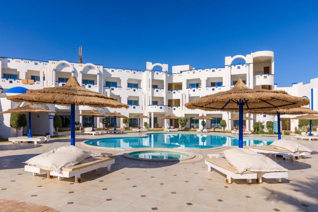 Трехместный (Трехместный номер с видом на море), Coral Sun Beach