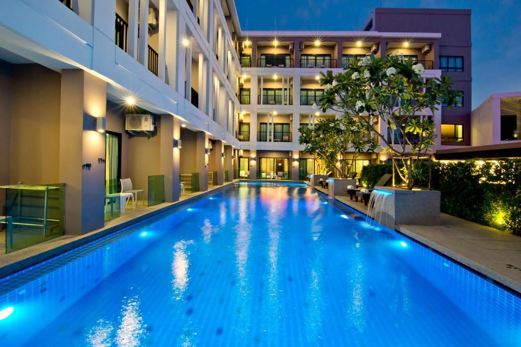 Отель Trio Pattaya