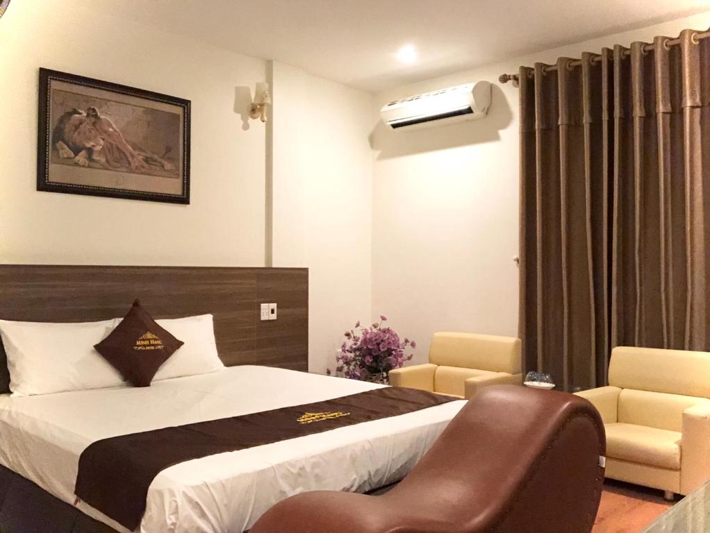 Двухместный (Стандартный номер с кроватью размера «king-size») отеля Minh Hang 3 Hotel, Тхань Хоа