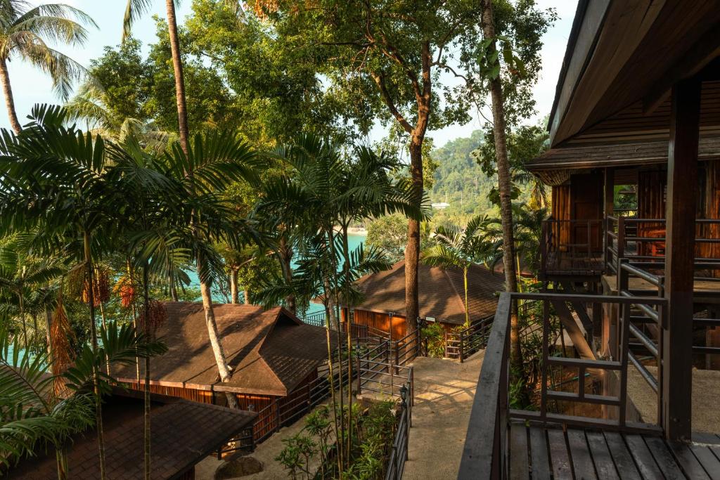 Курортный отель Baan Krating Khao Lak Resort, Кхаулак