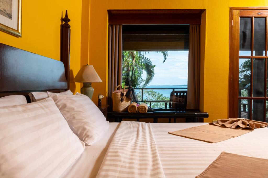 Двухместный (Двухместный номер Делюкс с 1 кроватью или 2 отдельными кроватями) курортного отеля Baan Krating Khao Lak Resort, Кхаулак