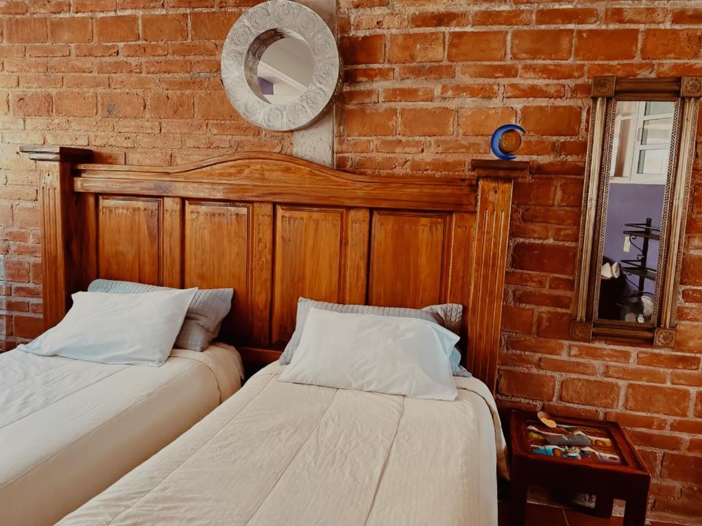 Двухместный (Стандартный двухместный номер с 2 отдельными кроватями) гостевого дома Casa de Pita, Гуанахуато