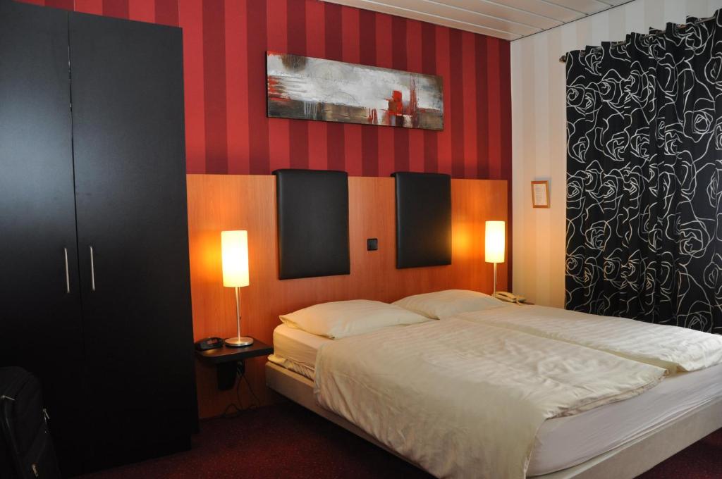 Двухместный (Пакет услуг Pamper - Трехзвездочный двухместный номер с 1 кроватью) отеля Hostellerie Valckenborgh, Валкенбург