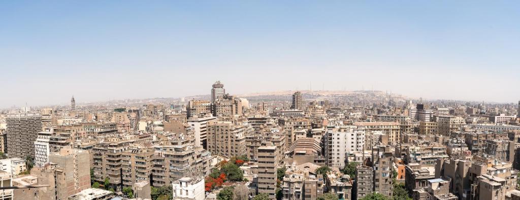 Двухместный (Двухместный номер с 2 отдельными кроватями и видом на город) хостела Isis Hostel 1, Каир