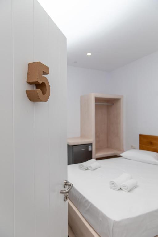 Двухместный (Бюджетный двухместный номер с 1 кроватью) апарт-отеля Naxos Ark, Наксос