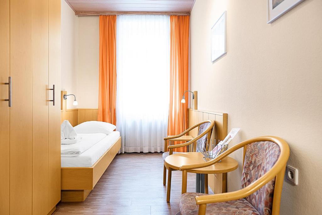 Одноместный (Одноместный номер с общей ванной комнатой) отеля Hotel-Pension Wild, Вена