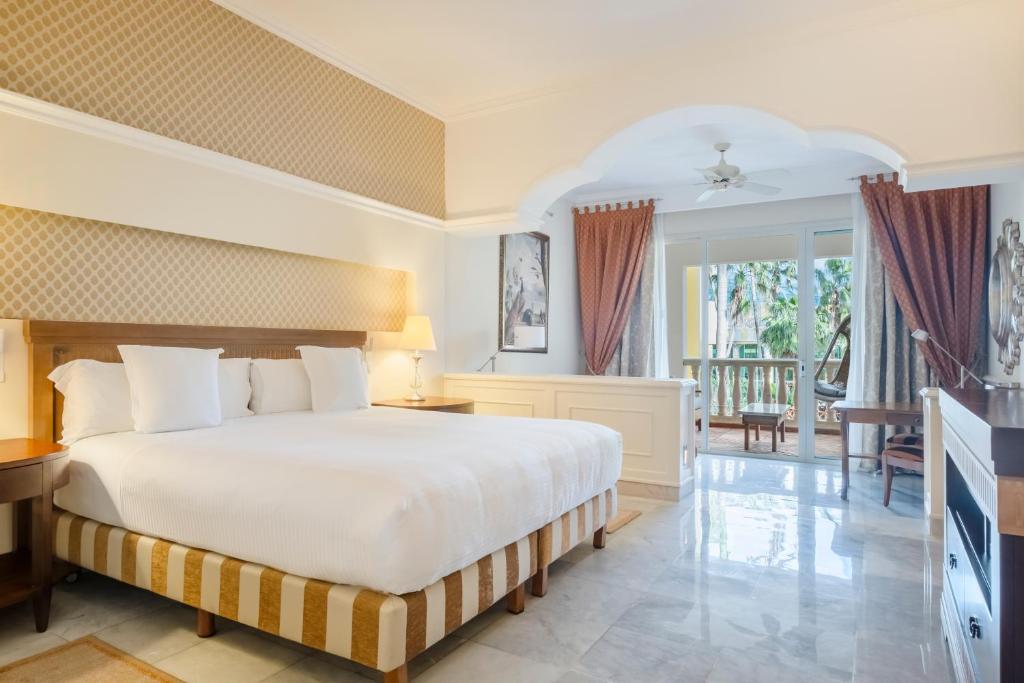 Сьюит (Люкс (для 1 взрослого)) курортного отеля Iberostar Grand Hotel Paraiso, Пуэрто-Морелос
