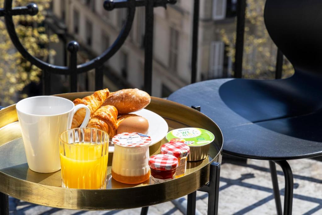 Двухместный (Двухместный номер с 1 кроватью и балконом), Hotel Brady - Gare de l'Est