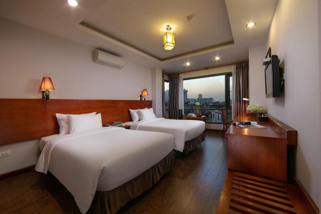 Двухместный (Представительский двухместный номер с 2 отдельными кроватями) отеля Hanoi Sen 2 Hotel, Ханой