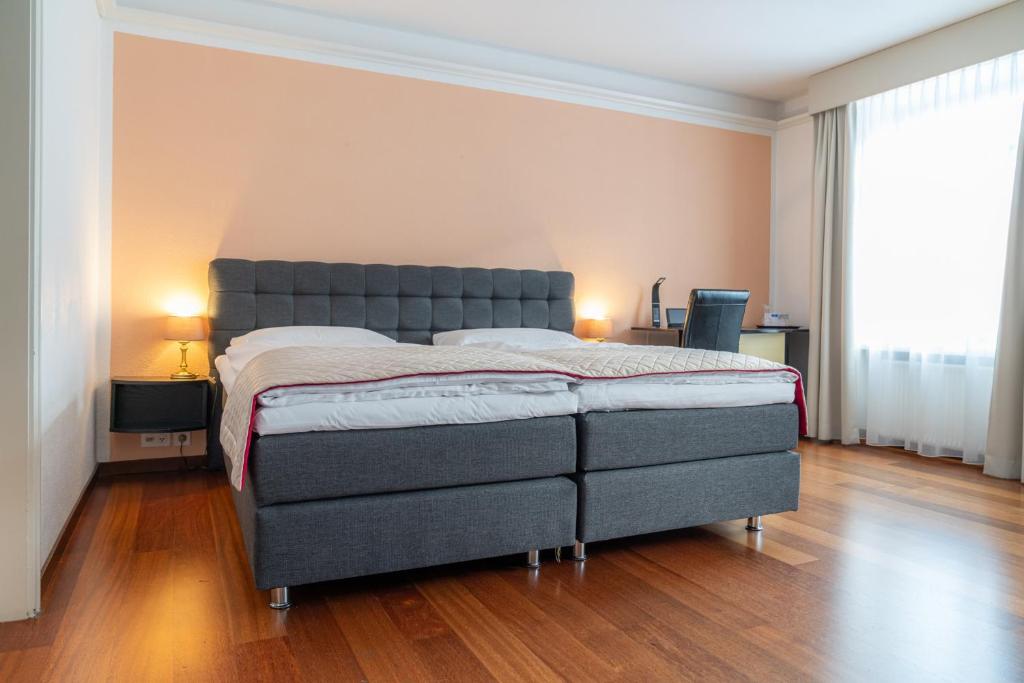 Двухместный (Стандартный двухместный номер с 1 кроватью или 2 отдельными кроватями) отеля Hotel Europe, Давос