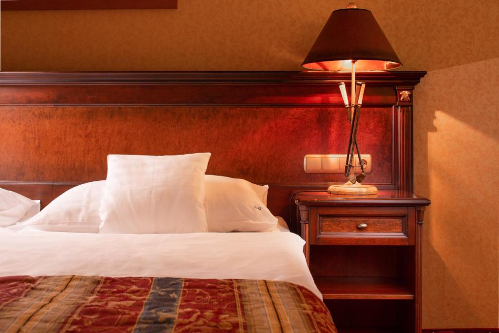 Двухместный (Двухместный номер Делюкс с 1 кроватью или 2 отдельными кроватями) отеля Aqua Marina, Карловы Вары