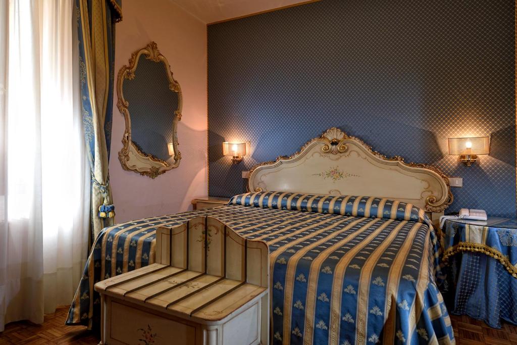 Двухместный (Небольшой двухместный номер с 1 кроватью) отеля Royal San Marco, Венеция