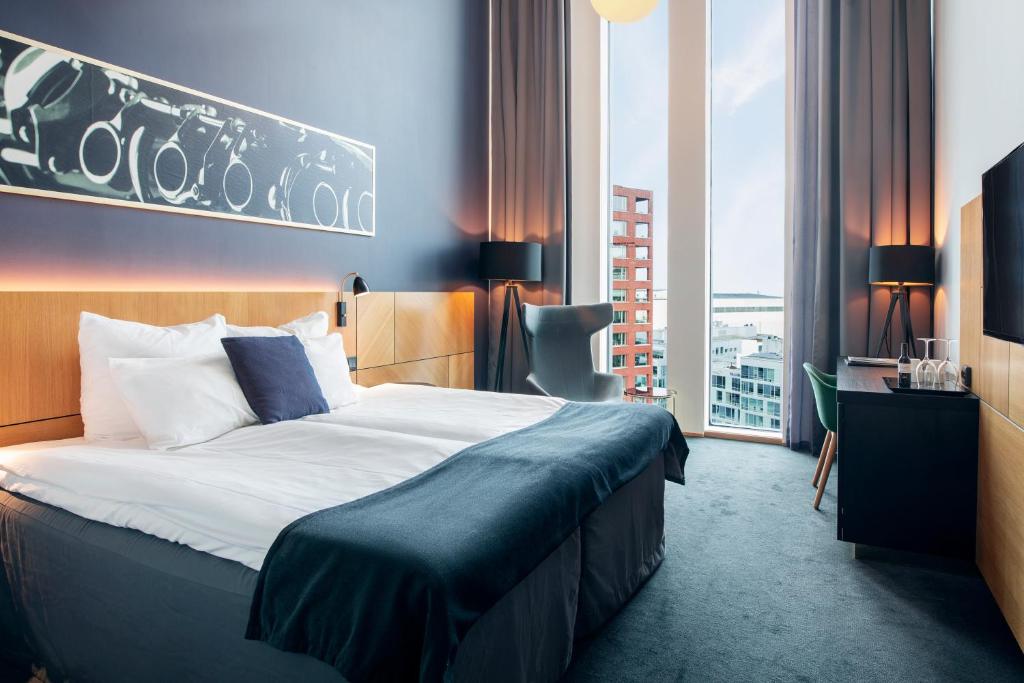Двухместный (Улучшенный двухместный номер с 1 кроватью или 2 отдельными кроватями) отеля Clarion Hotel & Congress Malmö Live, Мальме