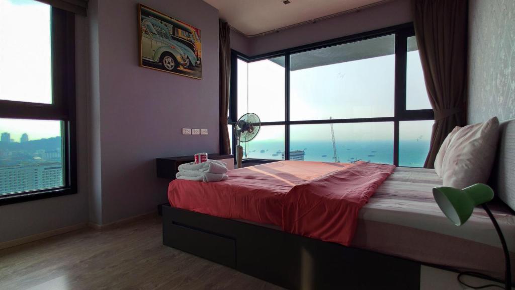 Трехместный (Трехместный номер Делюкс с видом на море), Pattaya Beach Sea View Rooftop Pool Resort