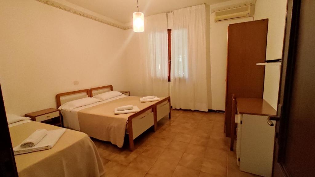 Семейный (Two Connecting Rooms - Depandance), Hotel De Amicis