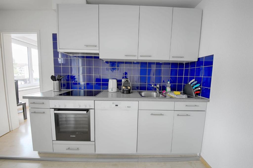 Апартаменты (One Bedroom Apartment with balcony L), HITrental Letzigrund - Apartment