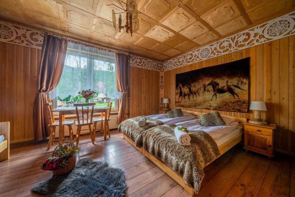 Трехместный (Трехместный номер с общей ванной комнатой), Guest House & Apartment Nabucco with Mountain View