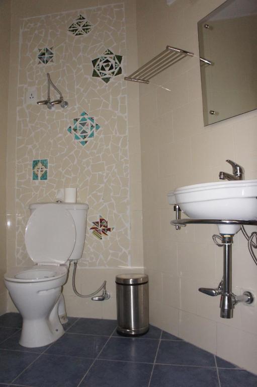 Двухместный (Улучшенный двухместный номер с 1 кроватью), Bed and Chaï