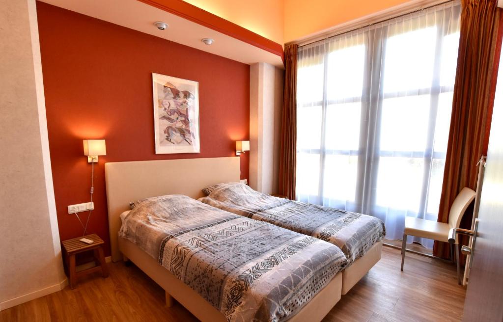 Двухместный (Двухместный номер с 1 кроватью или 2 отдельными кроватями и собственной ванной комнатой) отеля CountryHouse de Vlasschure, Берген-оп-Зом