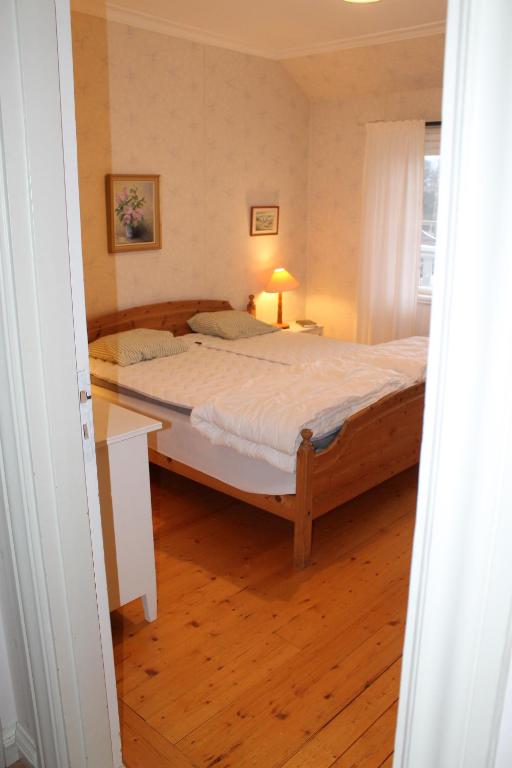 Двухместный (Двухместный номер Делюкс с 1 кроватью и душем) хостела Trunna Vandrarhem, Орса