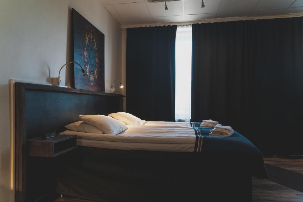 Трехместный (Номер Делюкс с кроватью размера «queen-size») отеля Best Western Hotel Arctic Eden, Кируна