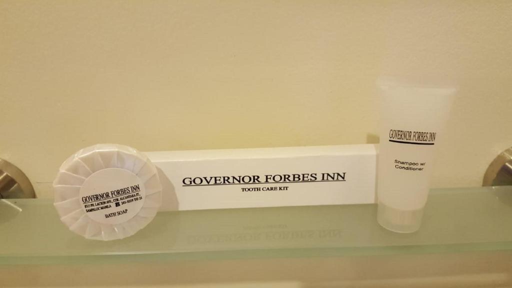 Двухместный (Улучшенный двухместный номер с 1 кроватью), OYO 168 Governor Forbes Inn