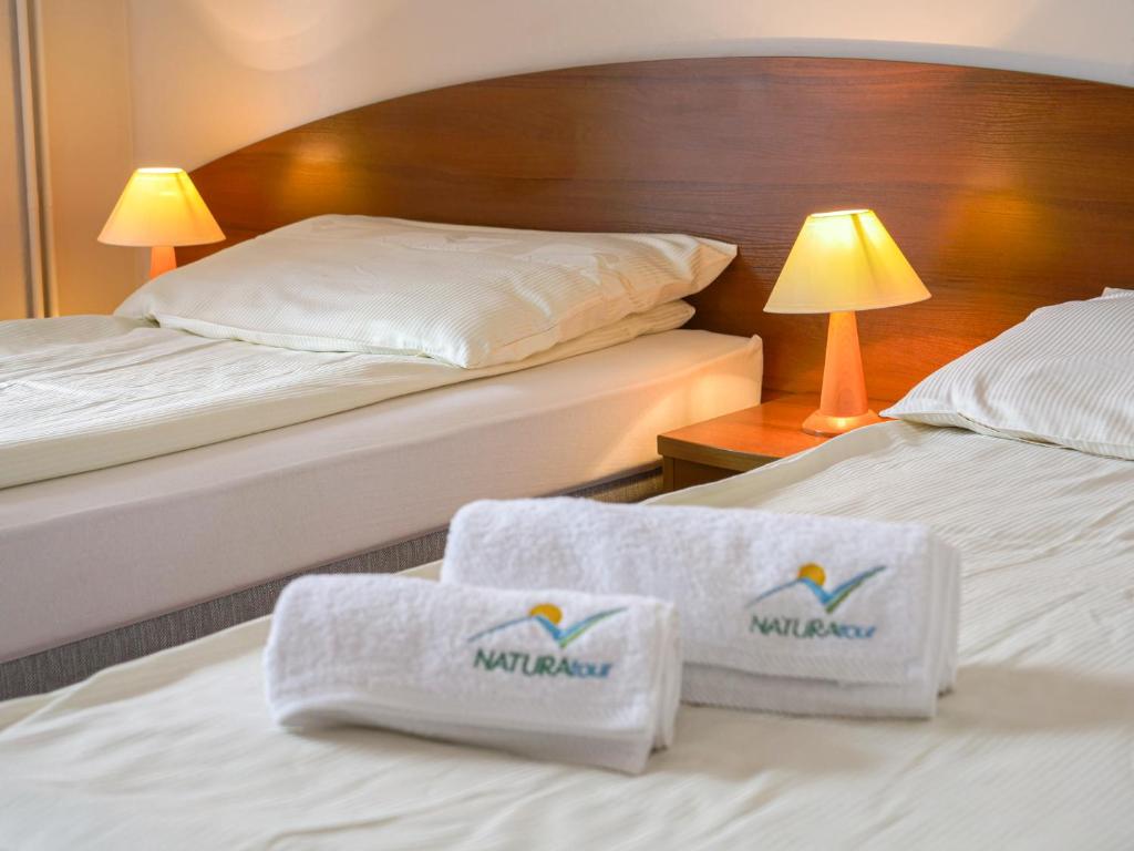 Двухместный (Двухместный номер «Комфорт» с 2 отдельными кроватями) курортного отеля Meduza Natura Tour, Свиноуйсьце